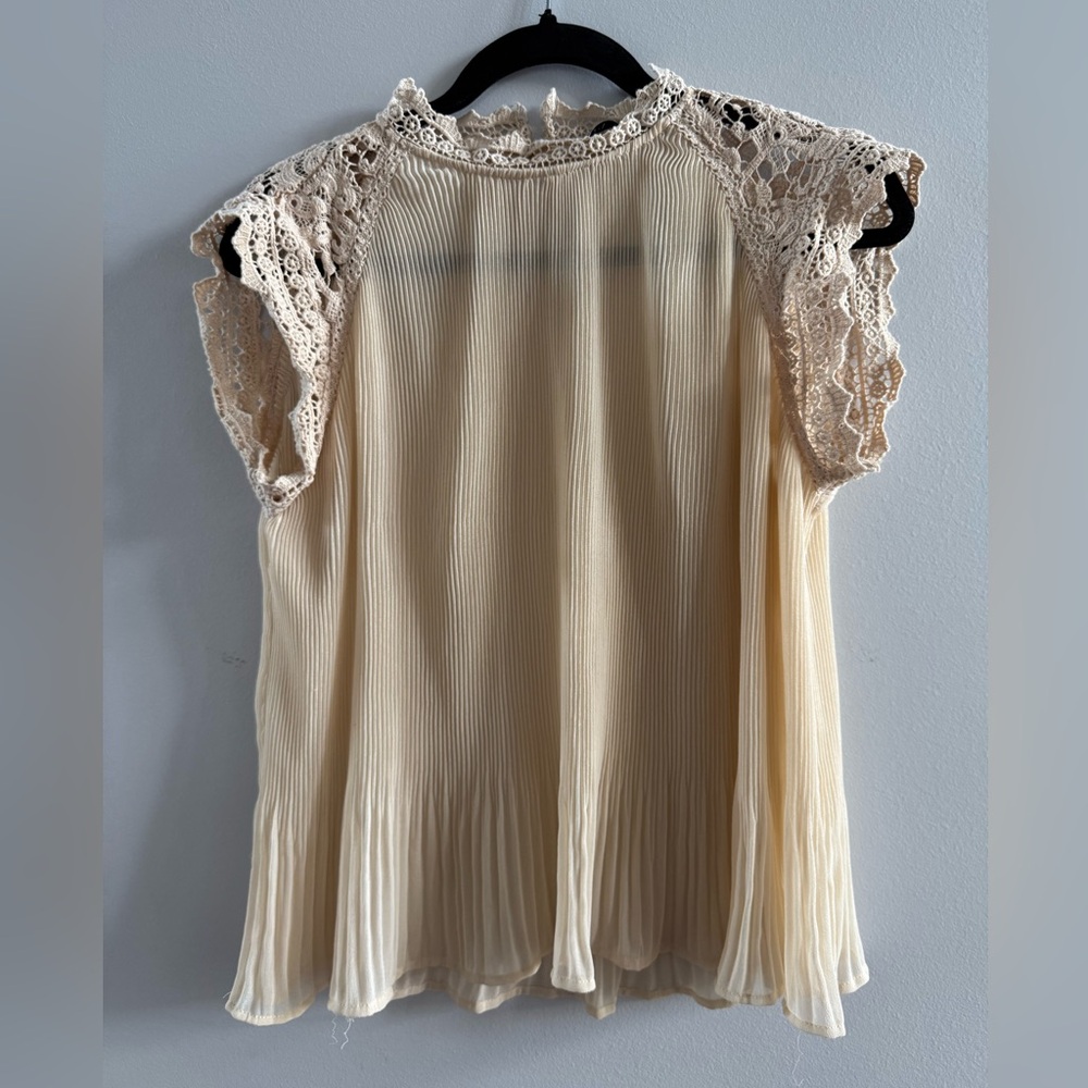 Zara Cream Lace Sleeve Blouse
